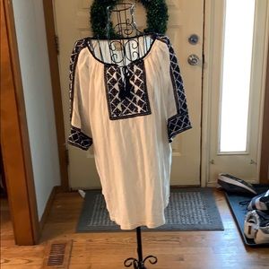 Cute, comfy and stylish tunic.